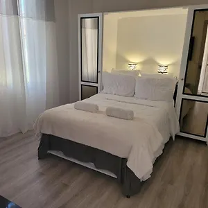 Maison d'hôtes 1 Paisible à Proche De Et Monaco, La Trinité
